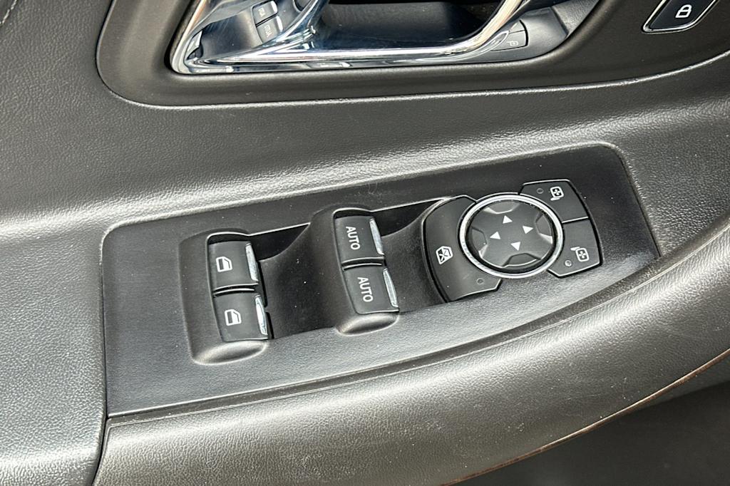 Thumbnail: 2019 Ford Taurus - 20