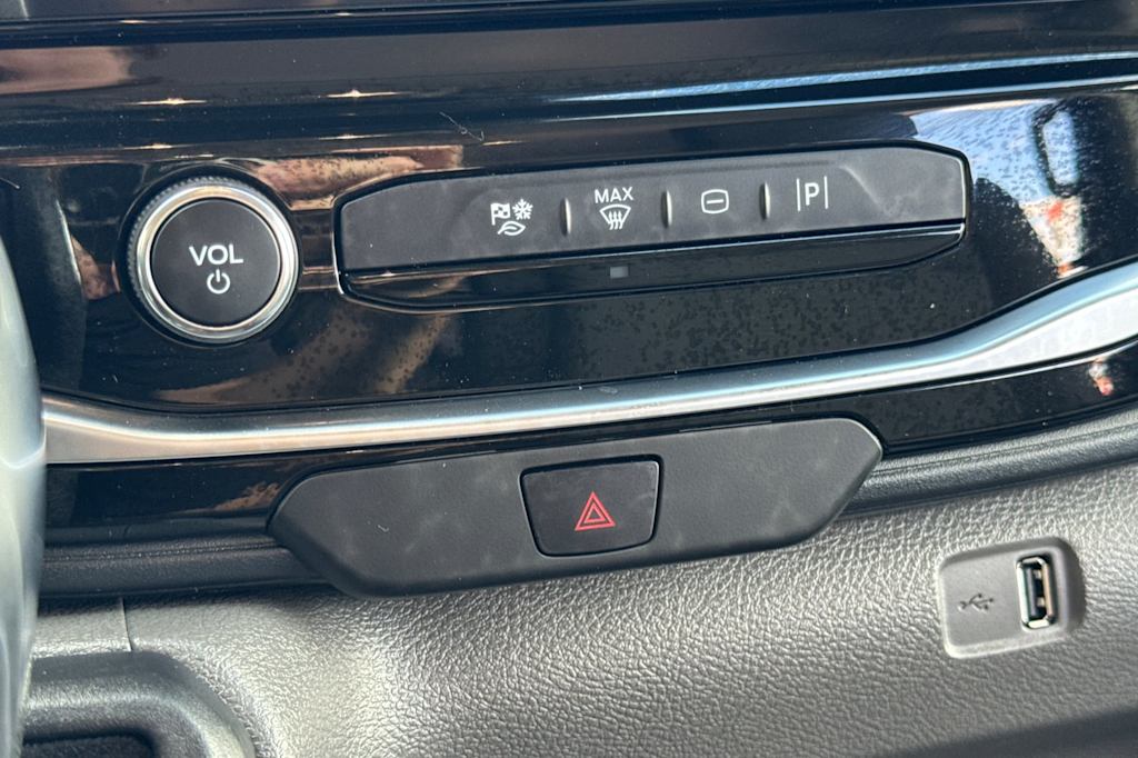 Thumbnail: 2025 Ford Transit Series - 26