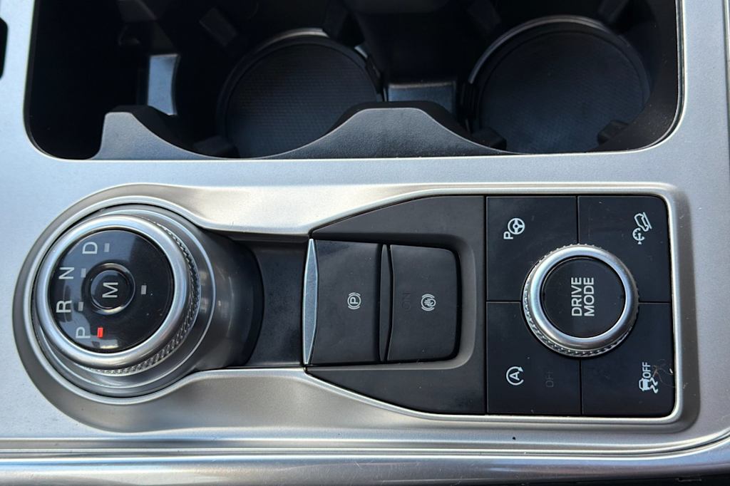 Thumbnail: 2020 Ford Explorer - 26