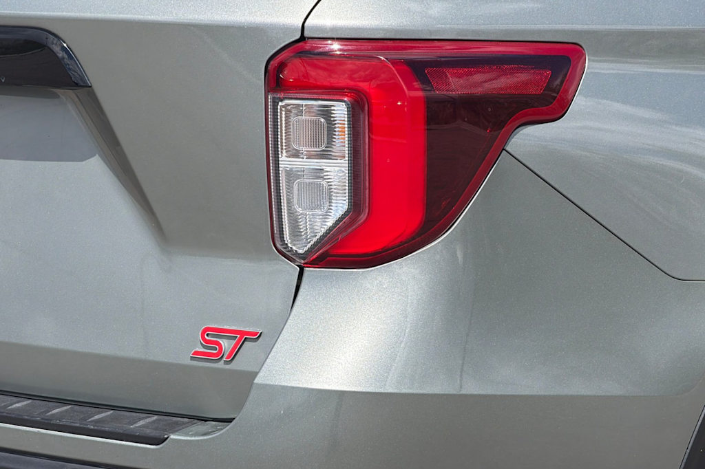 Thumbnail: 2020 Ford Explorer - 30