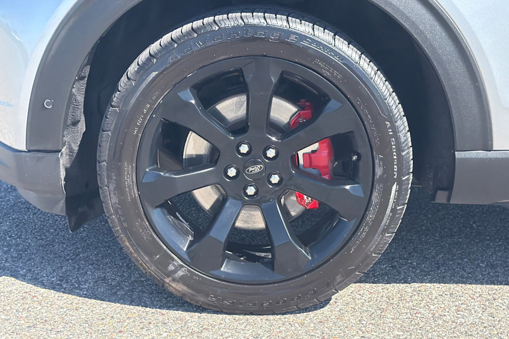 Thumbnail: 2021 Ford Explorer - 8