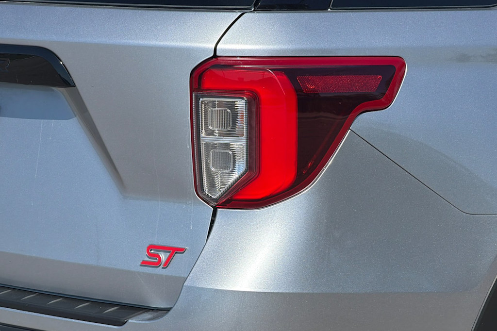 Thumbnail: 2021 Ford Explorer - 30