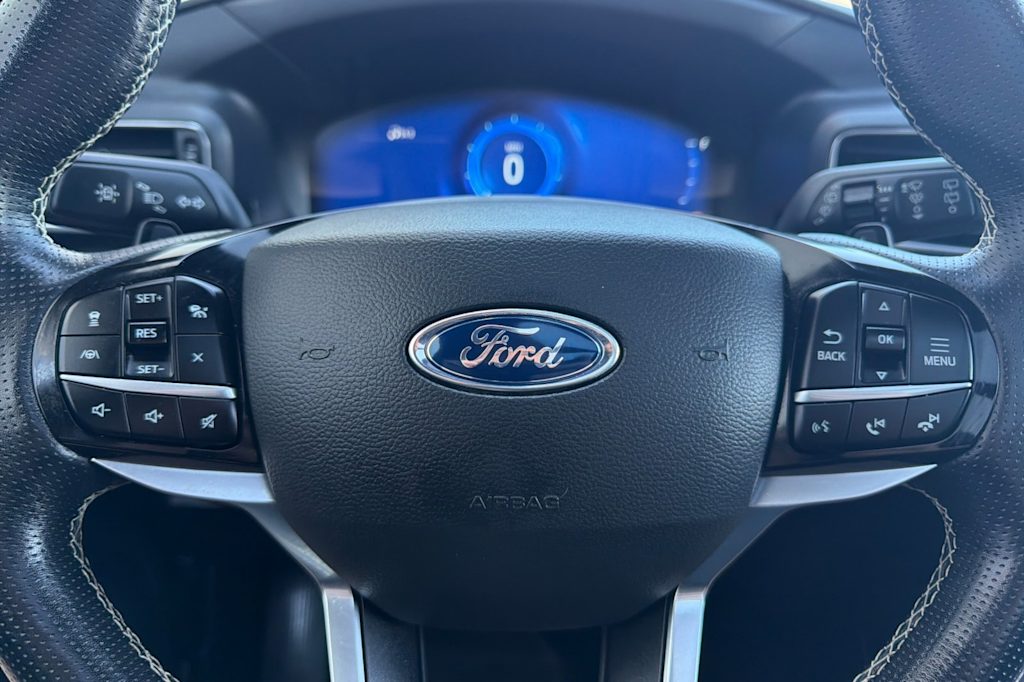 Thumbnail: 2021 Ford Explorer - 27