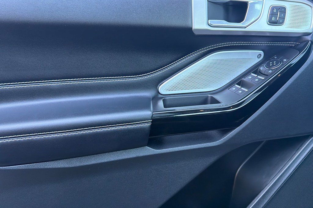 Thumbnail: 2021 Ford Explorer - 19