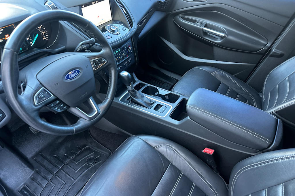 Thumbnail: 2017 Ford Escape - 8