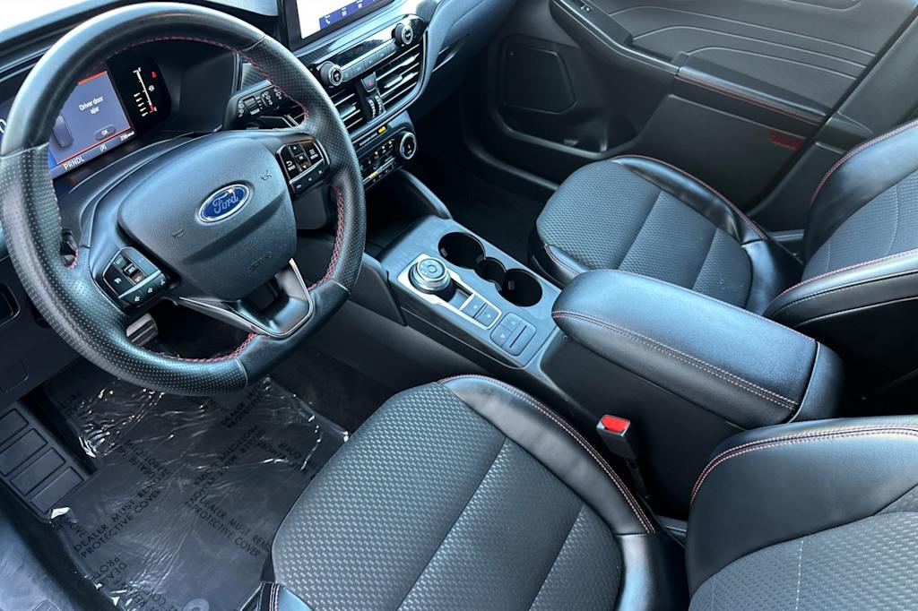 Thumbnail: 2024 Ford Escape - 9