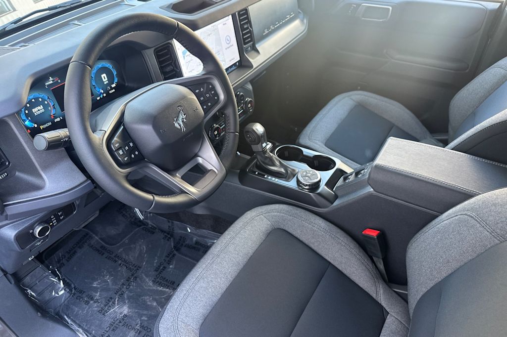 Thumbnail: 2025 Ford Bronco - 9