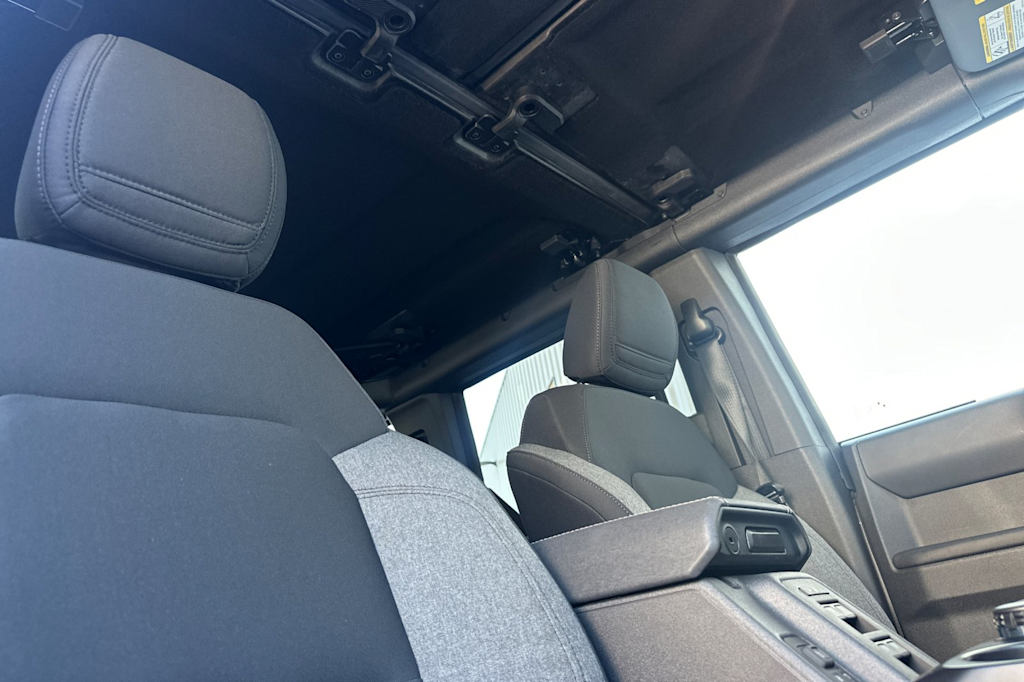 Thumbnail: 2025 Ford Bronco - 21