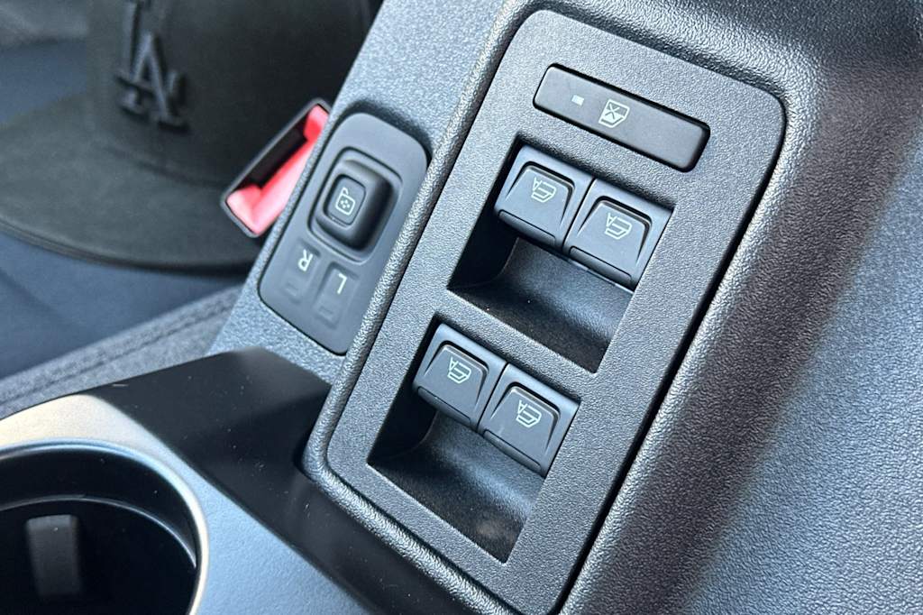 Thumbnail: 2025 Ford Bronco - 20