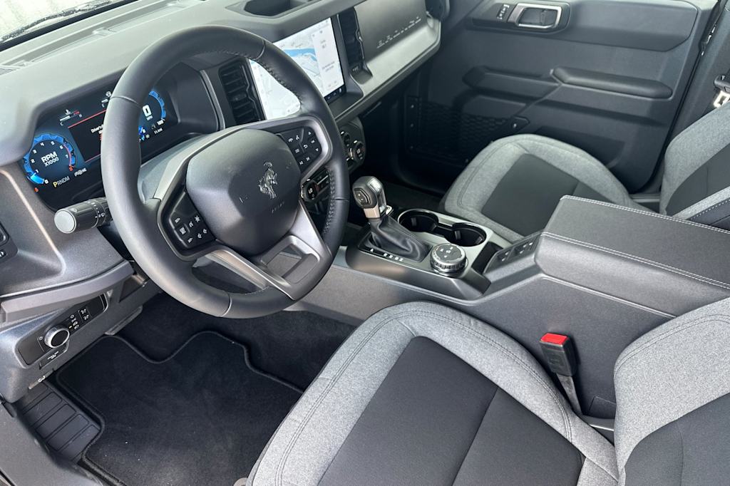 Thumbnail: 2025 Ford Bronco - 9