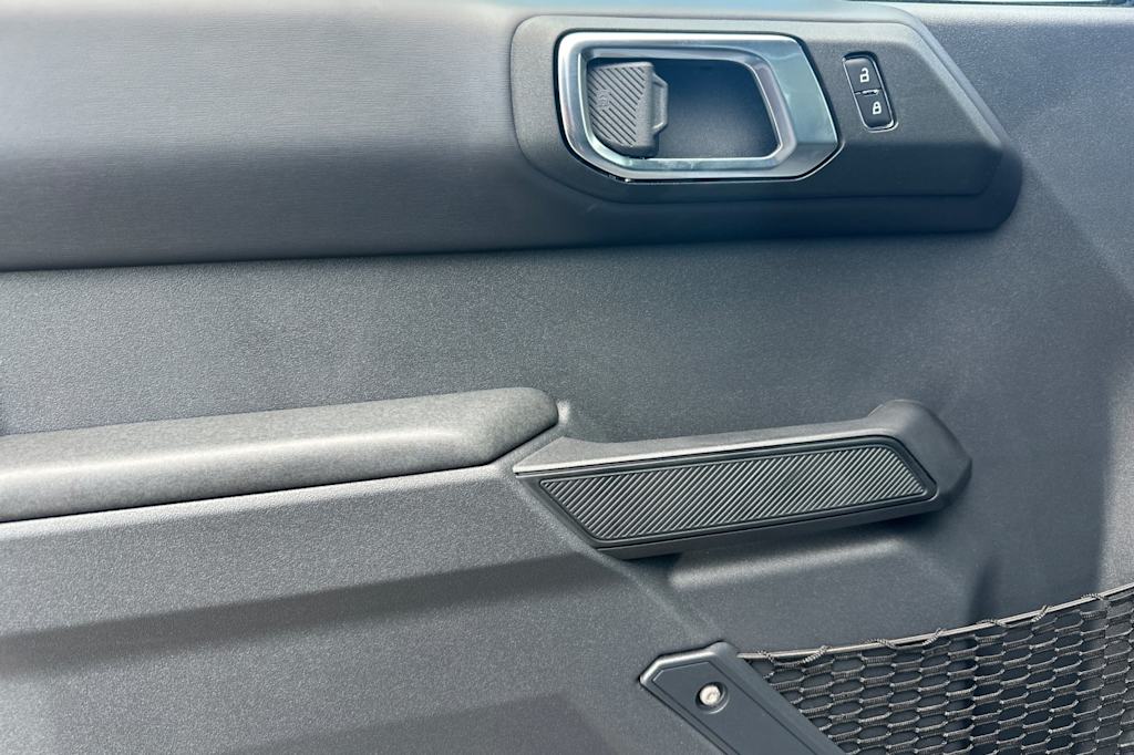 Thumbnail: 2025 Ford Bronco - 21