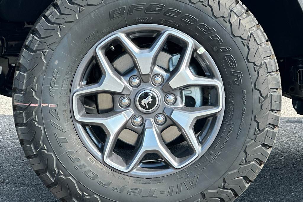 Thumbnail: 2025 Ford Bronco - 8