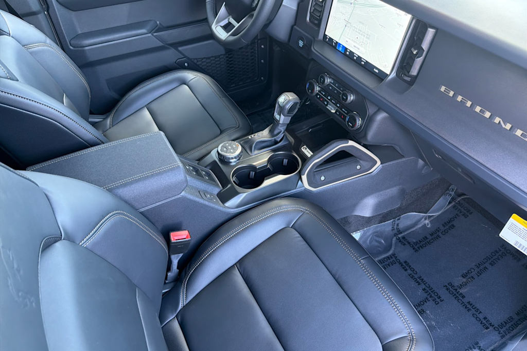 Thumbnail: 2026 Ford Bronco - 9