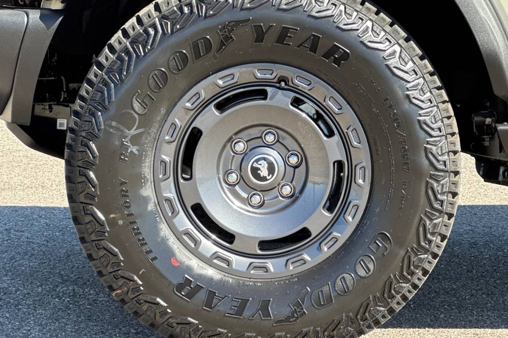 Thumbnail: 2025 Ford Bronco - 28