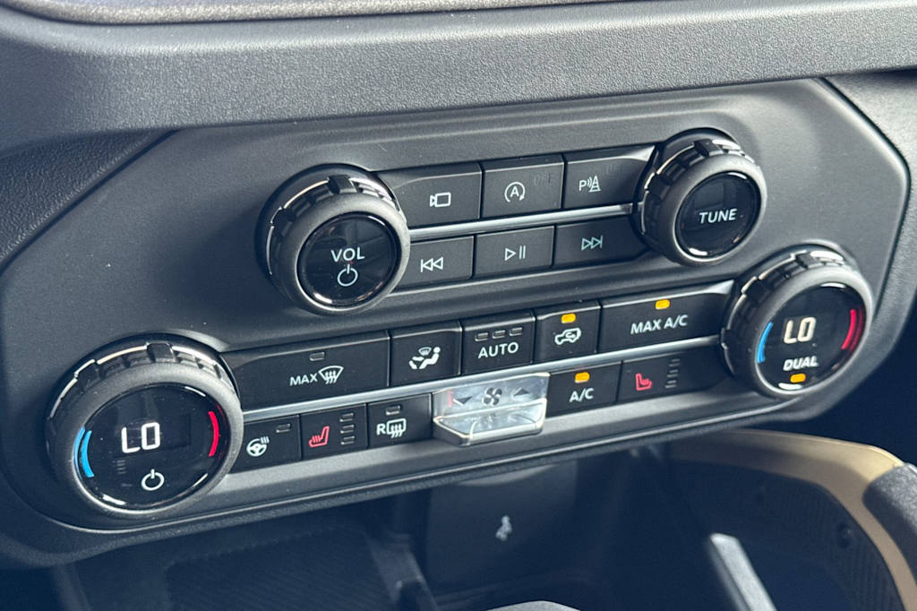 Thumbnail: 2025 Ford Bronco - 24