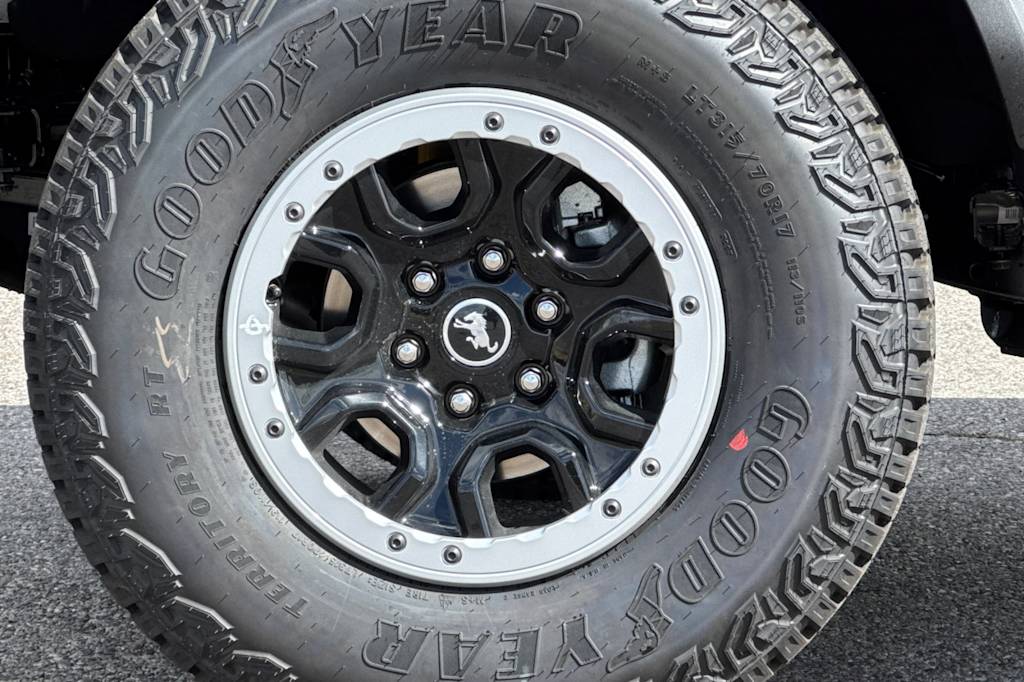 Thumbnail: 2025 Ford Bronco - 7