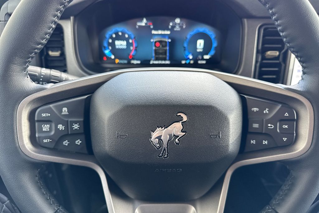 Thumbnail: 2025 Ford Bronco - 27