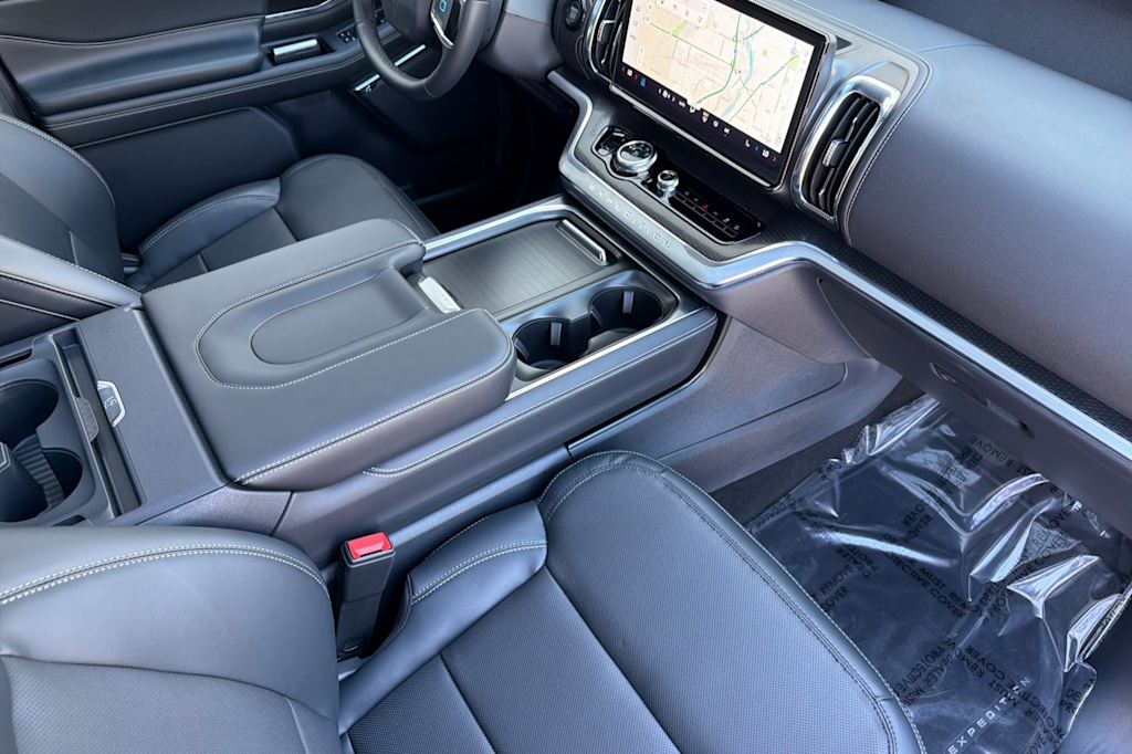 Thumbnail: 2026 Ford Expedition MAX - 10