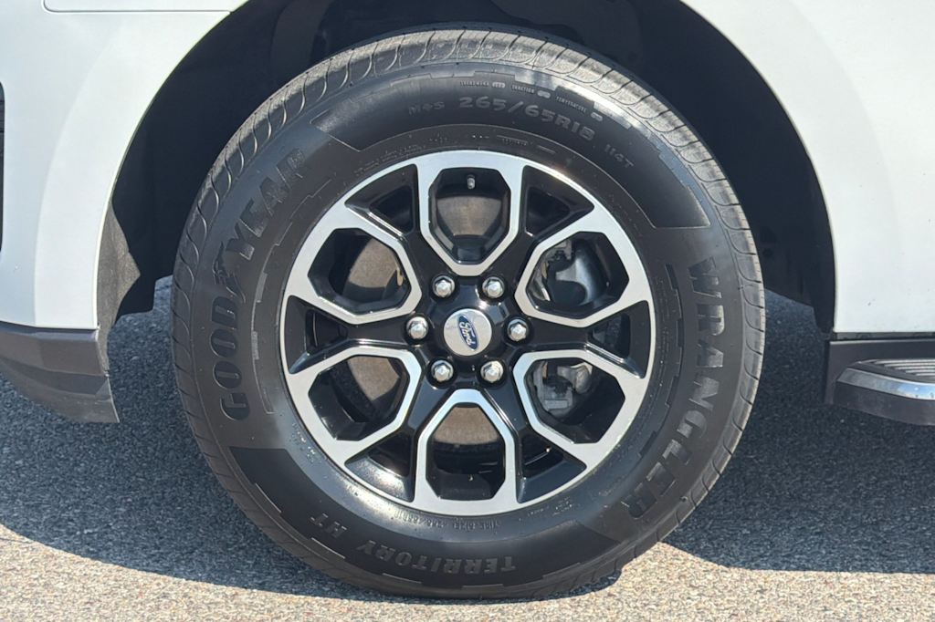 Thumbnail: 2023 Ford Expedition - 7