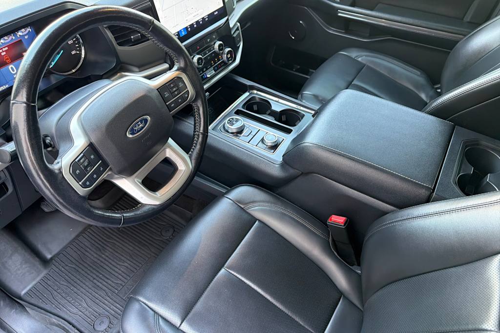 Thumbnail: 2023 Ford Expedition - 8