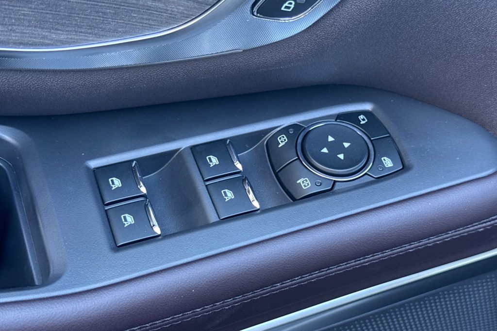 Thumbnail: 2025 Ford Expedition - 21