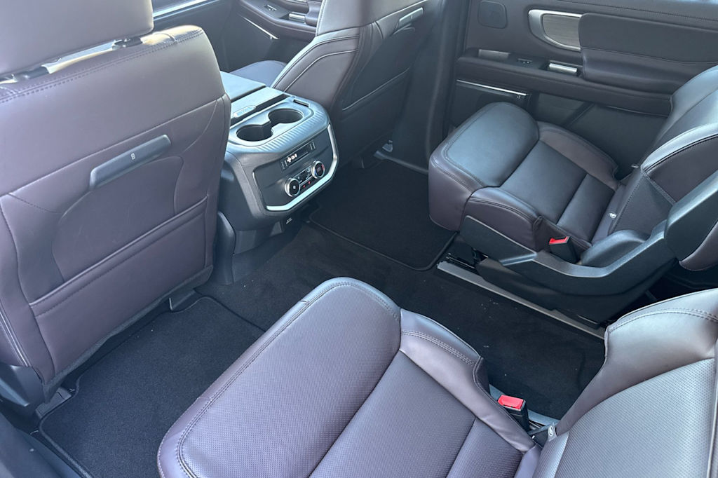 Thumbnail: 2025 Ford Expedition - 17