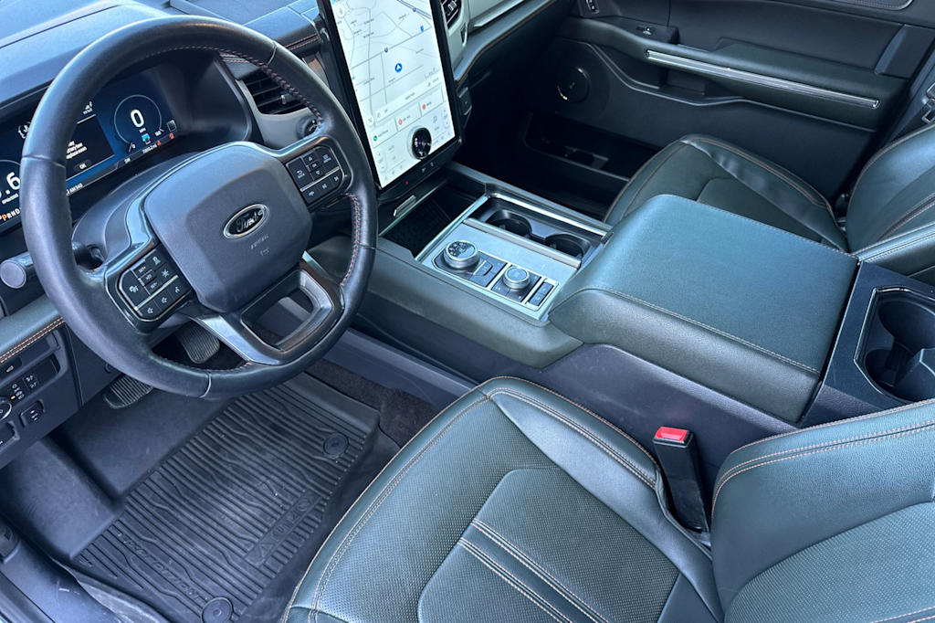 Thumbnail: 2022 Ford Expedition - 9