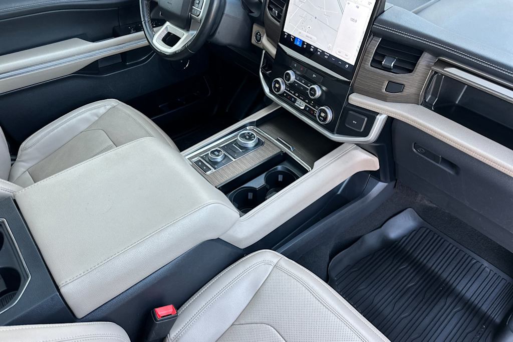Thumbnail: 2024 Ford Expedition - 11