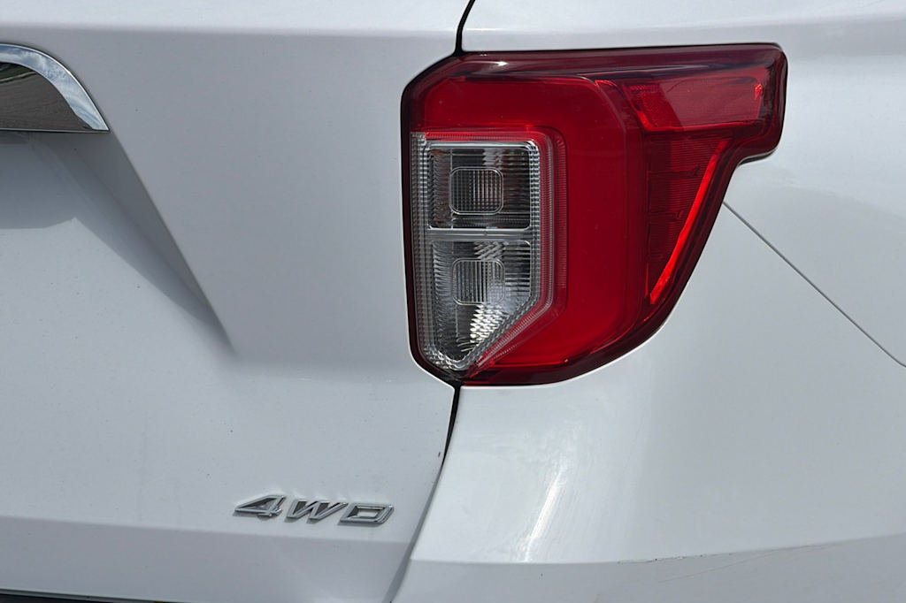 Thumbnail: 2022 Ford Explorer - 29