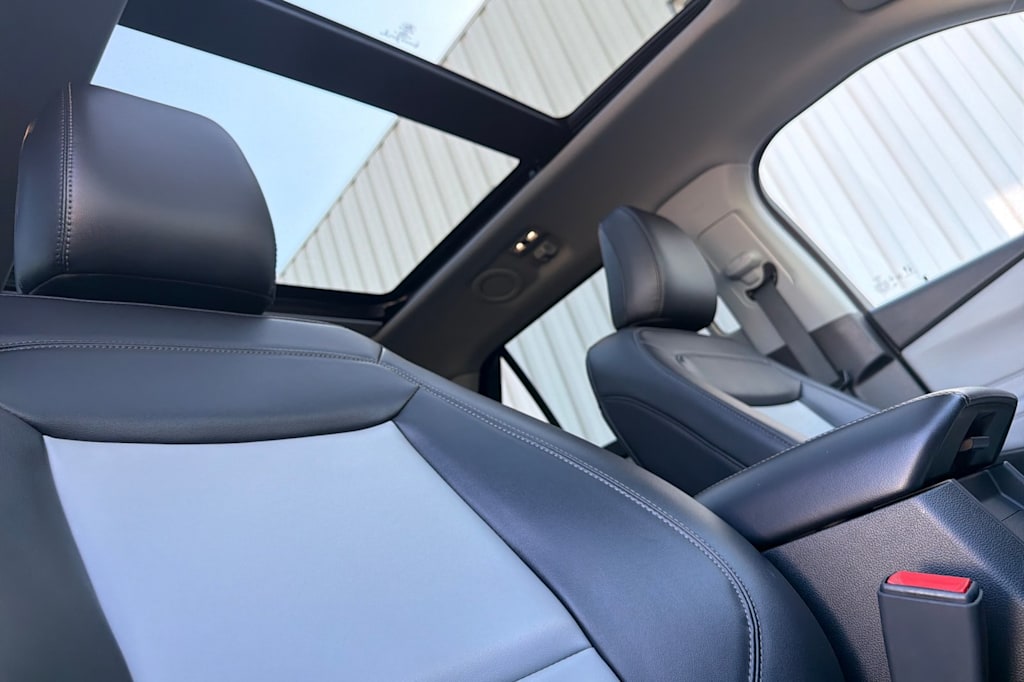 Thumbnail: 2023 Ford Explorer - 22