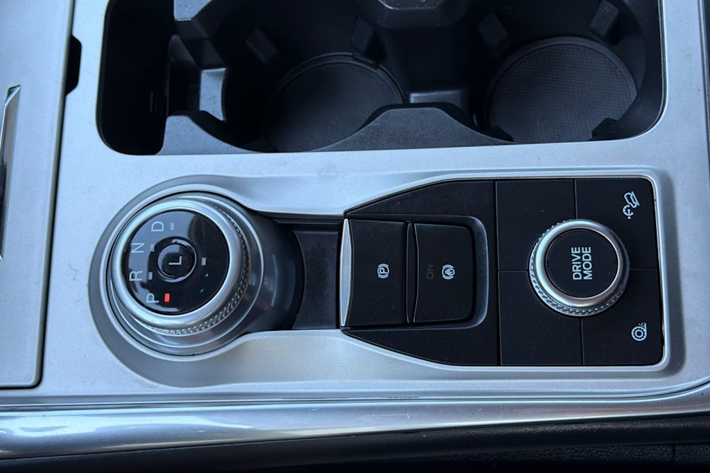Thumbnail: 2023 Ford Explorer - 25