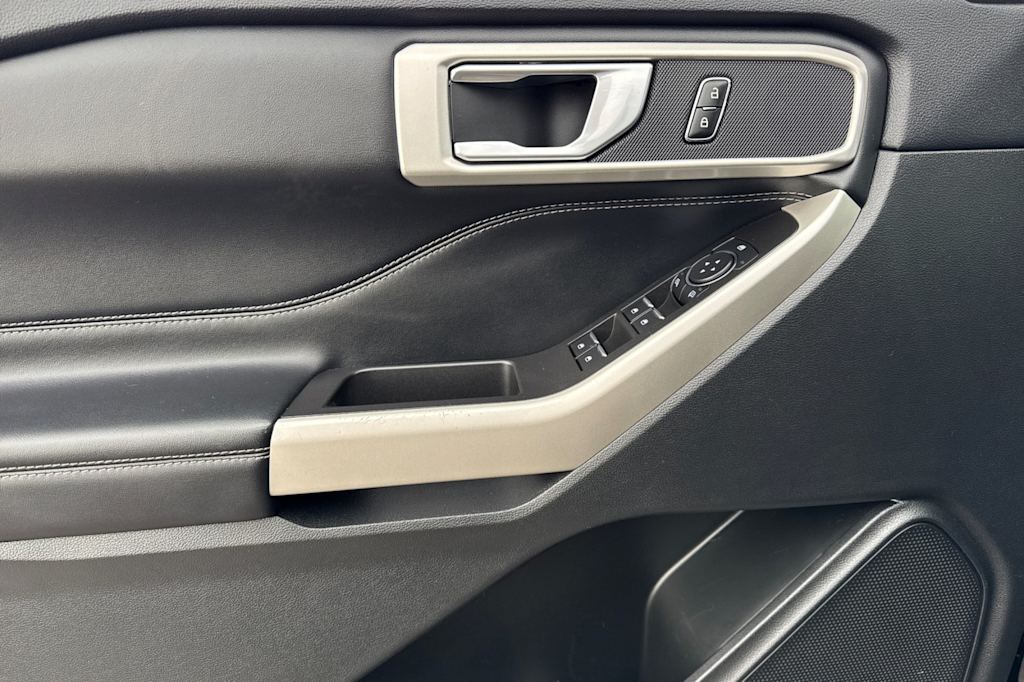 Thumbnail: 2023 Ford Explorer - 20