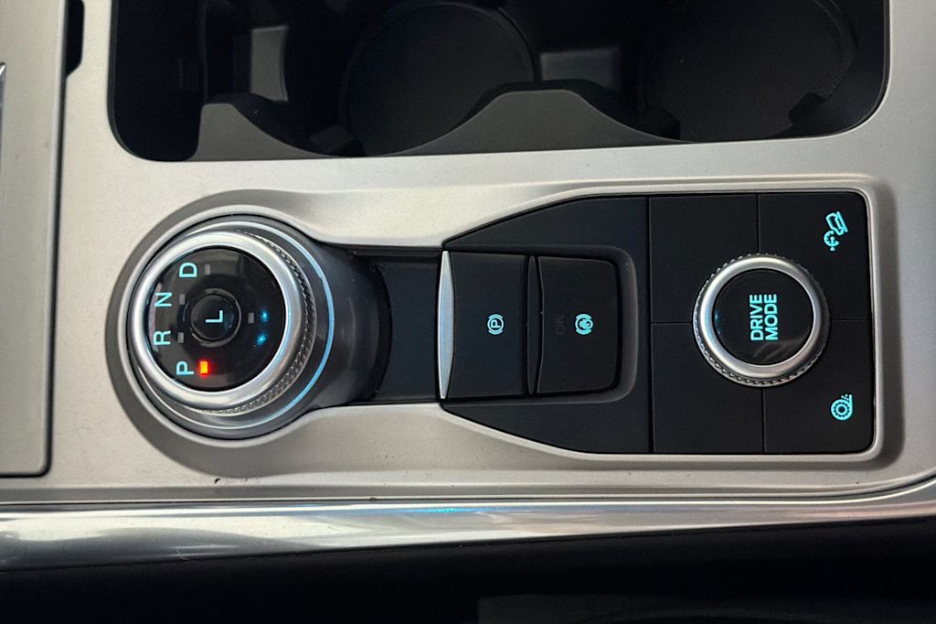 Thumbnail: 2023 Ford Explorer - 25