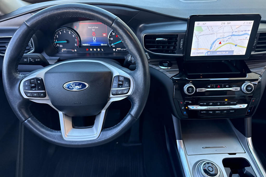 Thumbnail: 2022 Ford Explorer - 9