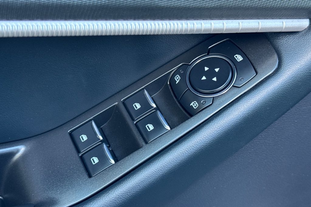 Thumbnail: 2025 Ford Explorer - 21