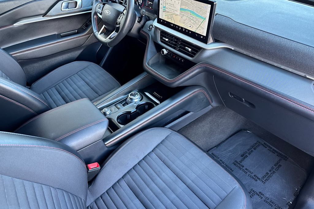 Thumbnail: 2025 Ford Explorer - 9