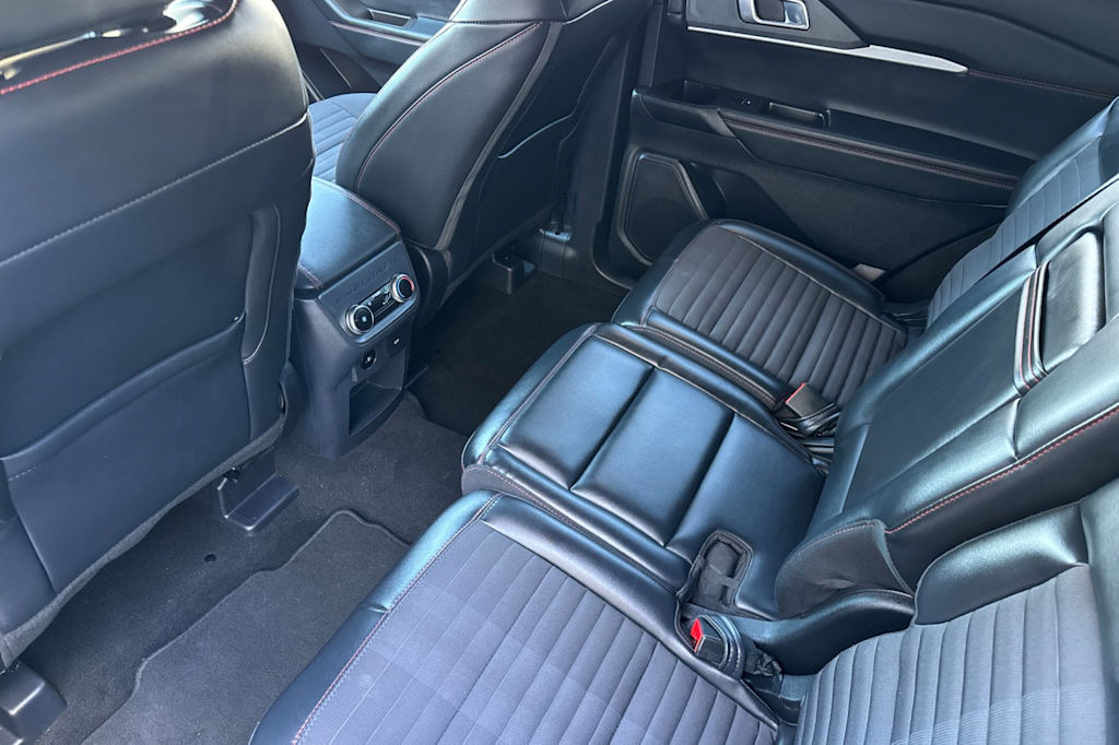 Thumbnail: 2025 Ford Explorer - 10