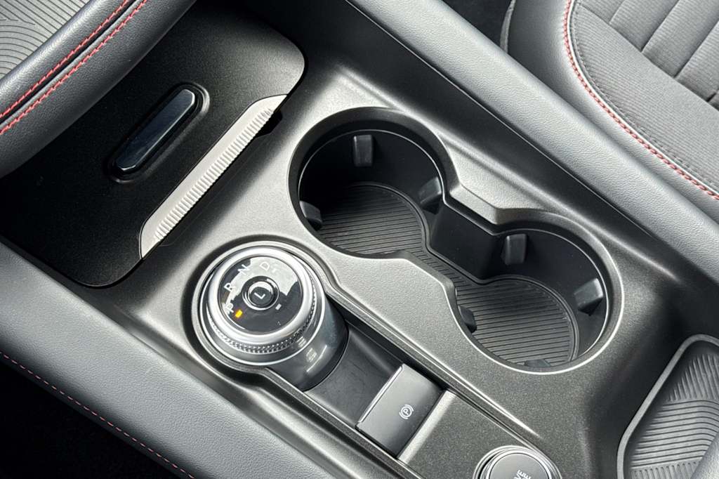 Thumbnail: 2025 Ford Explorer - 14