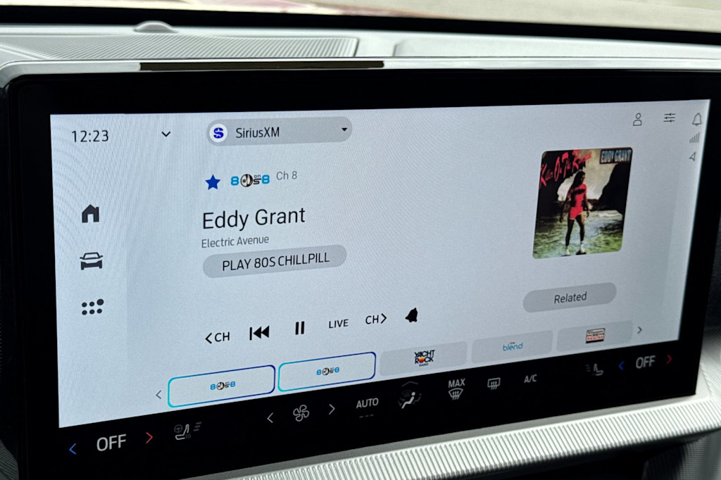 Thumbnail: 2025 Ford Explorer - 13