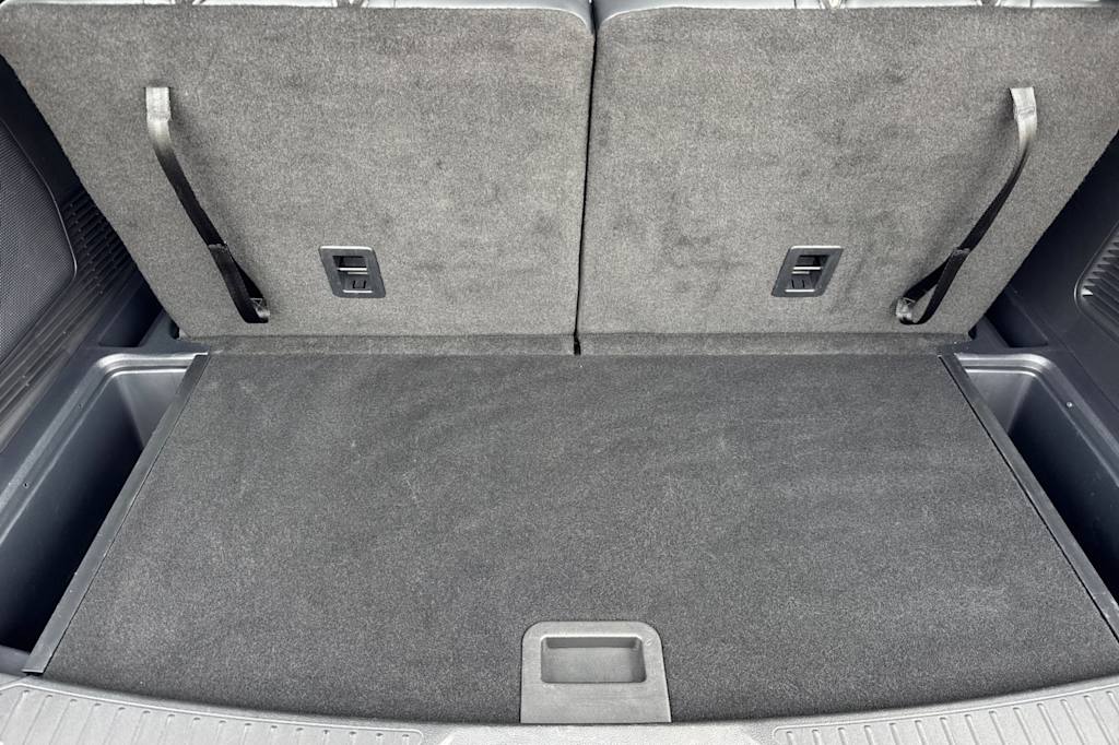 Thumbnail: 2025 Ford Explorer - 16