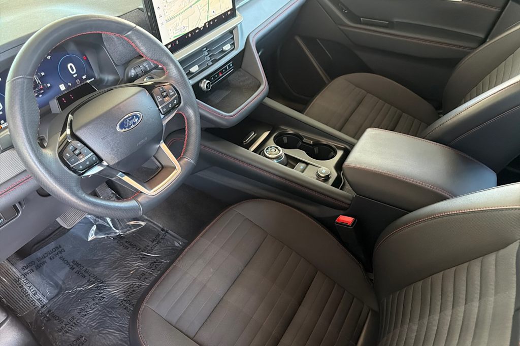Thumbnail: 2025 Ford Explorer - 9