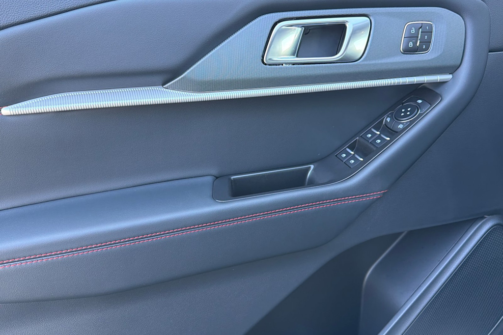 Thumbnail: 2026 Ford Explorer - 20