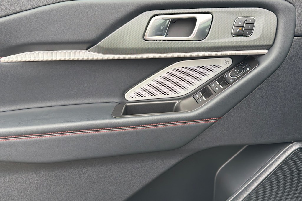 Thumbnail: 2026 Ford Explorer - 20