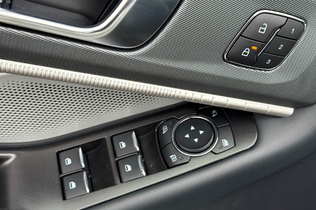 Thumbnail: 2026 Ford Explorer - 21