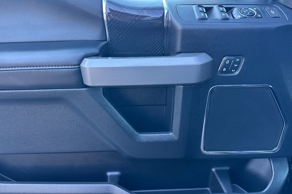 Thumbnail: 2021 Ford F-250 - 18