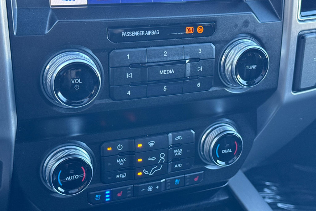 Thumbnail: 2021 Ford F-250 - 23