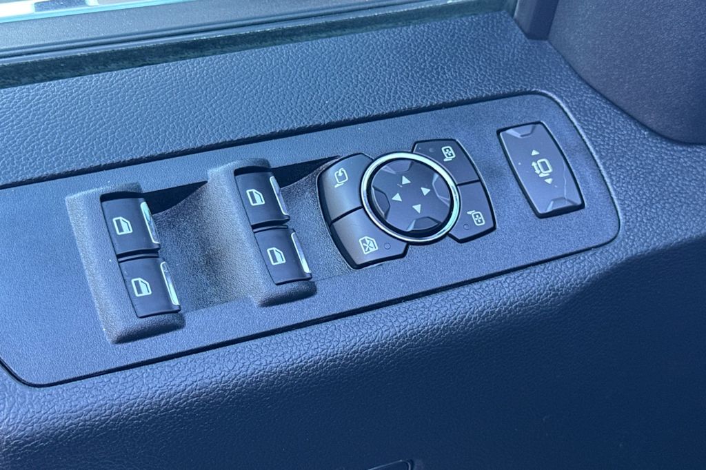 Thumbnail: 2021 Ford F-250 - 19