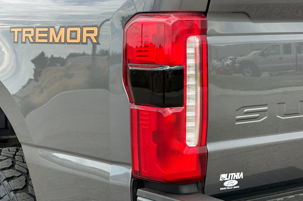 Thumbnail: 2023 Ford F-350 - 28