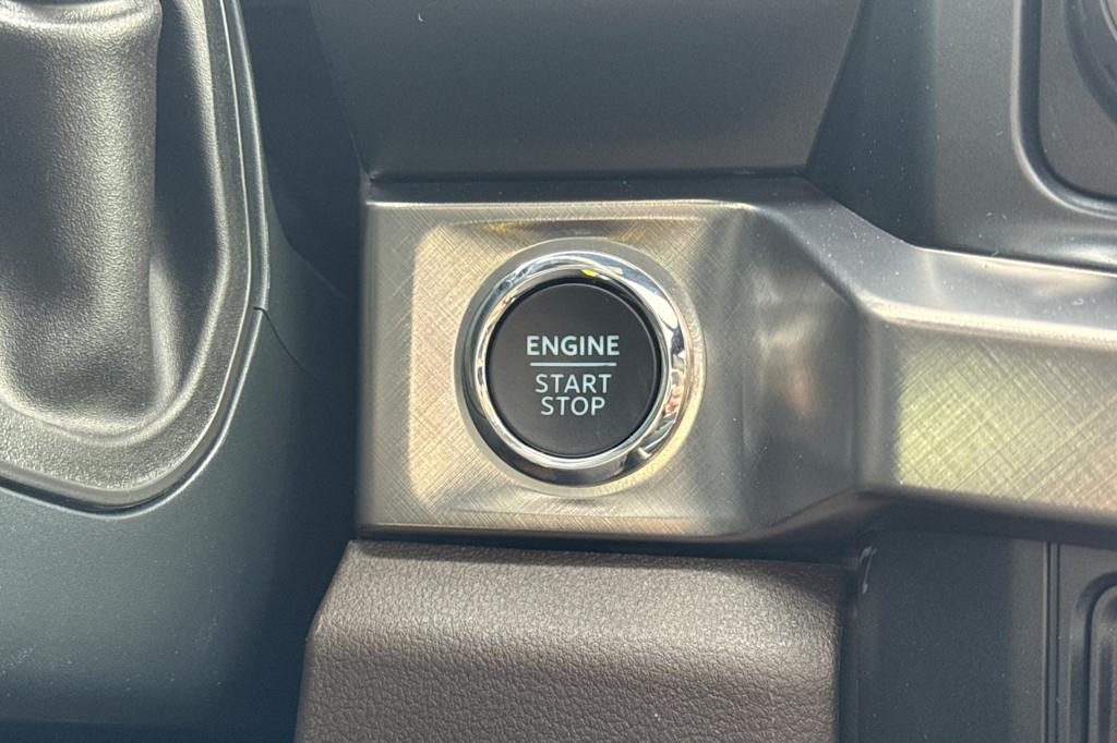 Thumbnail: 2025 Ford F-350 - 25