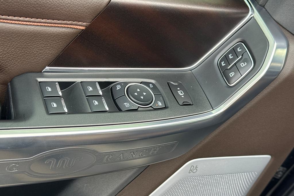 Thumbnail: 2025 Ford F-350 - 19